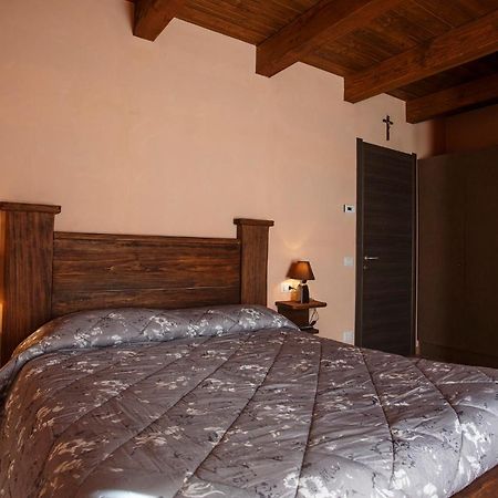 Circolo Operaio Acli Colloro Hotell Eksteriør bilde